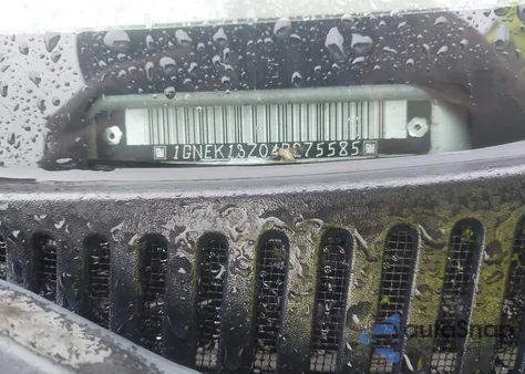 2004 Chevrolet Tahoe Z71 from USA, damaged, VIN 1GNEK13Z04R275585